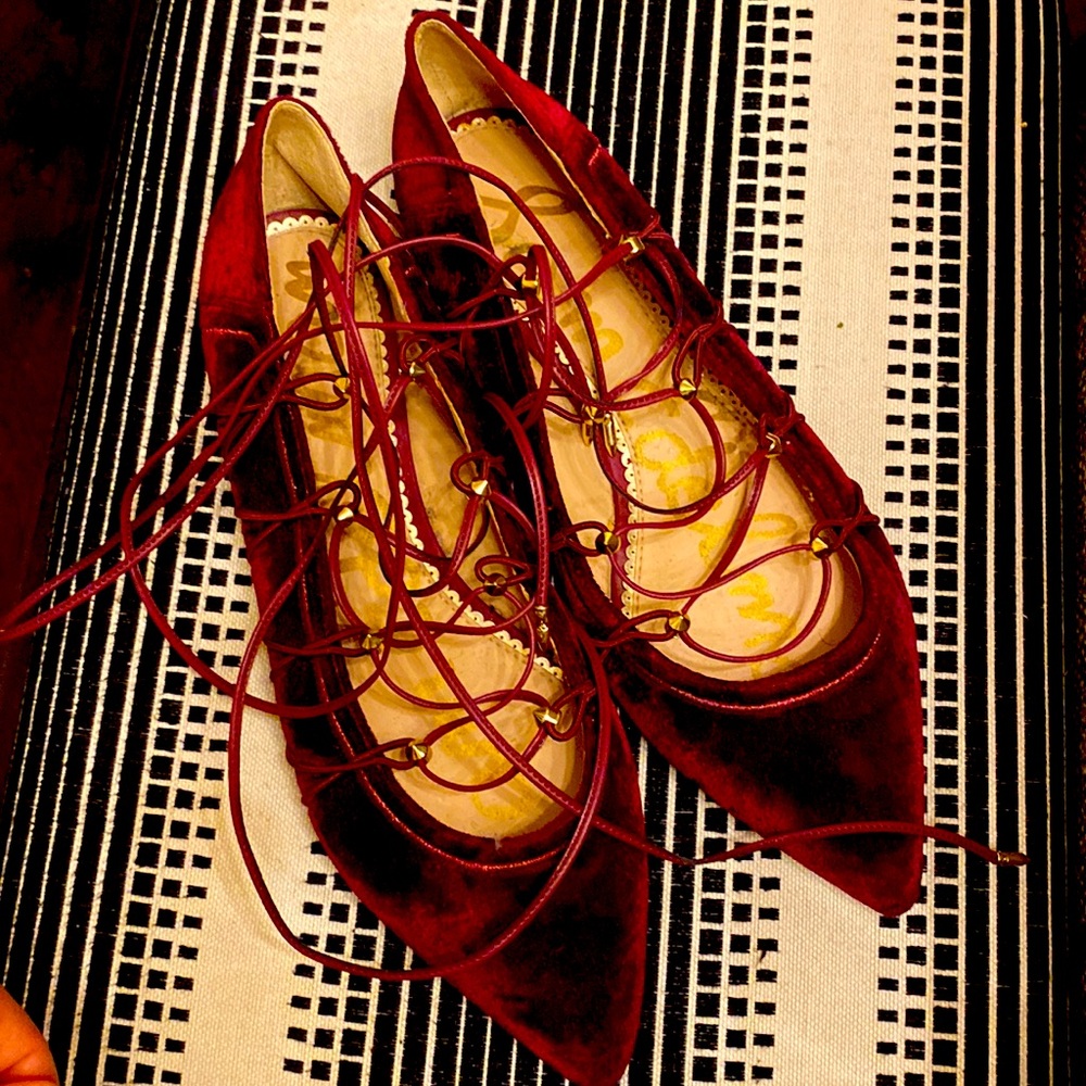 velvet and leather color/ Burgundy